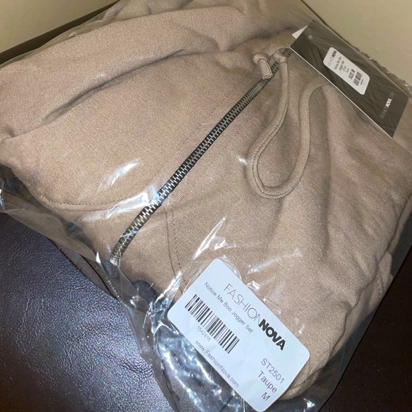 Fashion Nova Other - Fashion Nova Notice Me Boo Jogger Set